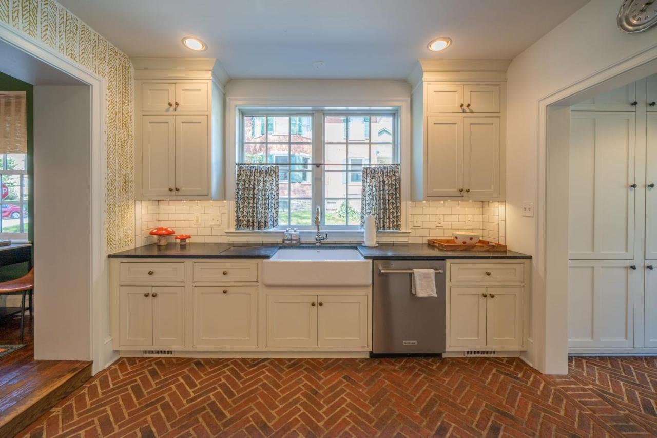 The Walton House - Historic 3Bd 2 5Ba With Parking Villa Kennett Square Eksteriør bilde